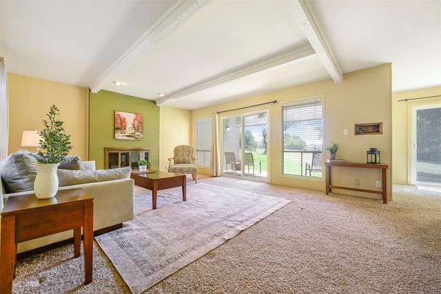 230 Lido ST I-2, Lakeway, TX 78734