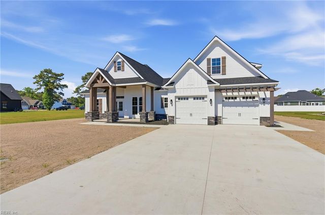 112 Yawl ST, Elizabeth City, NC 27909