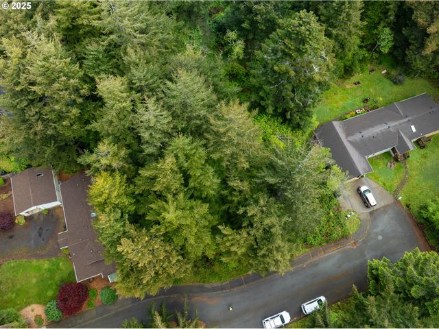 0 9th St, Bandon, OR 97411