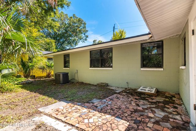 1819 W 10TH Street, Jacksonville, FL 32209