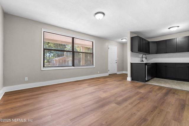 1819 W 10TH Street, Jacksonville, FL 32209