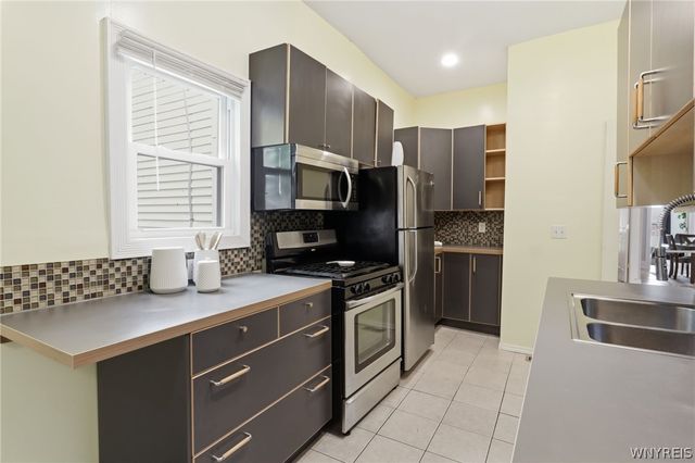 114 Whitney Place, Buffalo, NY 14201