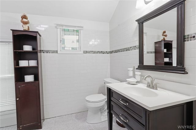 114 Whitney Place, Buffalo, NY 14201
