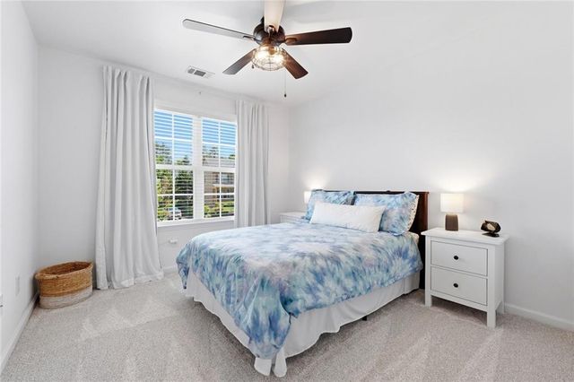 318 Lakestone Landing, Woodstock, GA 30188