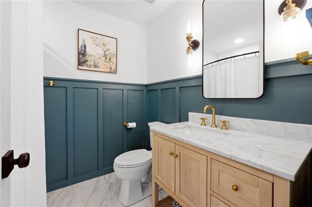 318 Lakestone Landing, Woodstock, GA 30188
