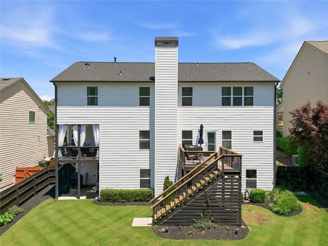 318 Lakestone Landing, Woodstock, GA 30188