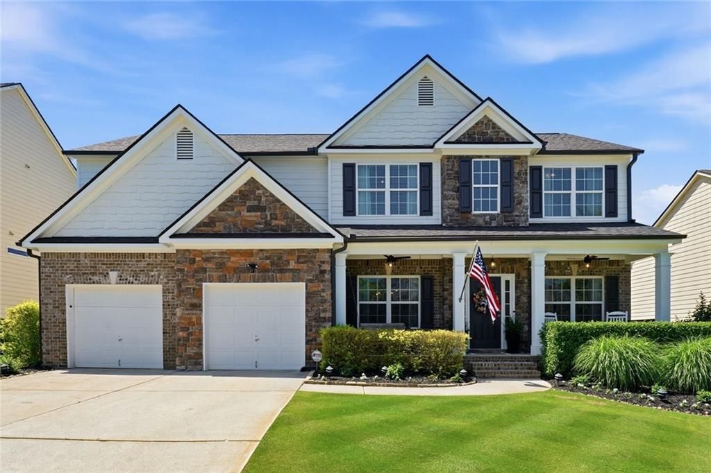 318 Lakestone Landing, Woodstock, GA 30188