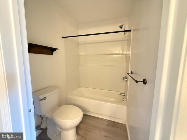 409 EDGEWOOD DR, Telford, PA 18969