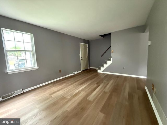 409 EDGEWOOD DR, Telford, PA 18969