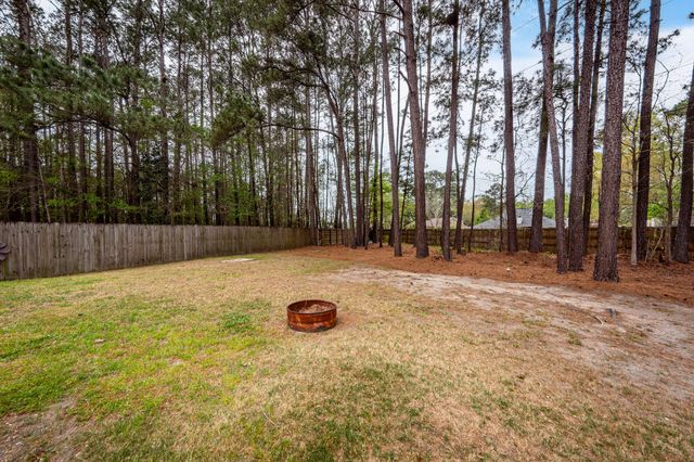 1201 Raptor Drive, Hanahan, SC 29410