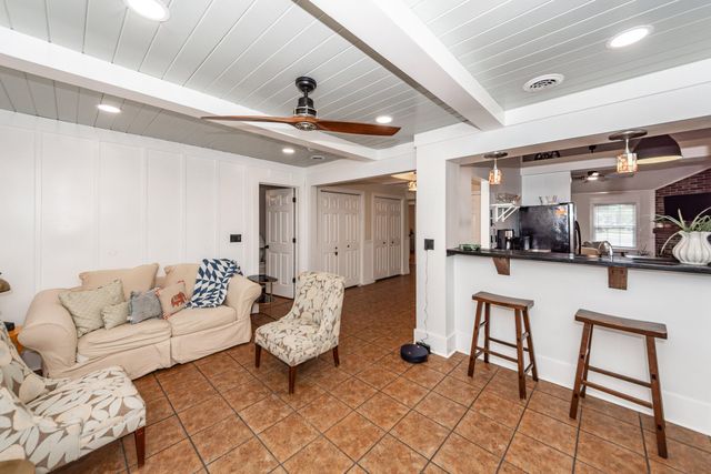 1201 Raptor Drive, Hanahan, SC 29410