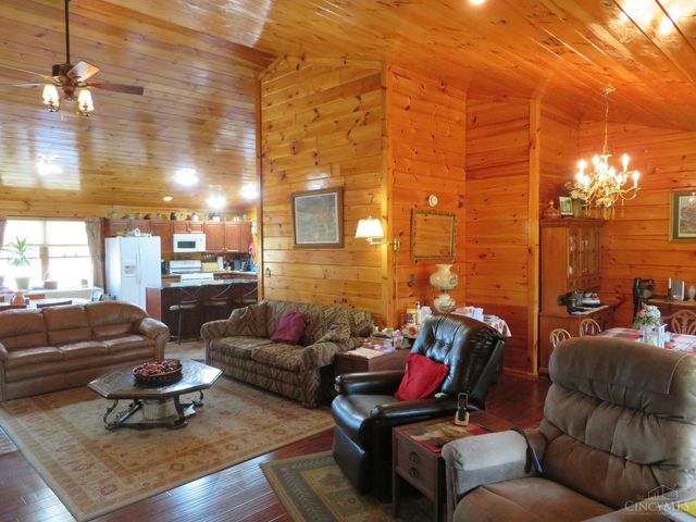 748 Inlow Avenue, Meigs Twp, OH 45660