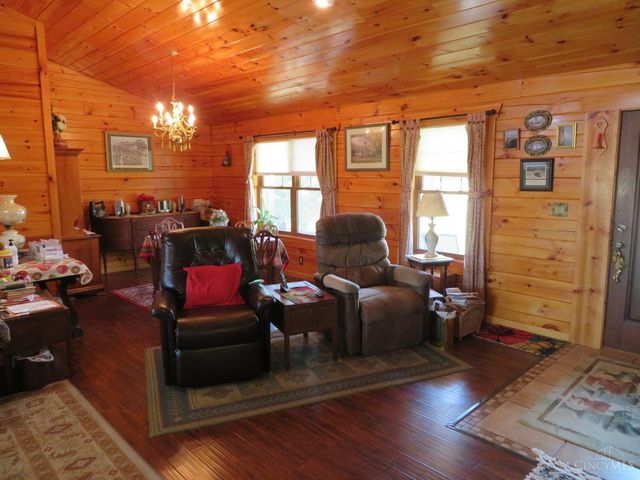 748 Inlow Avenue, Meigs Twp, OH 45660