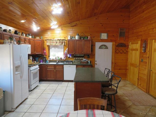 748 Inlow Avenue, Meigs Twp, OH 45660
