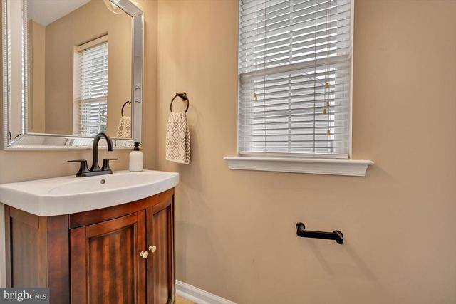 119 TURNBERRY DR, Thorndale, PA 19372