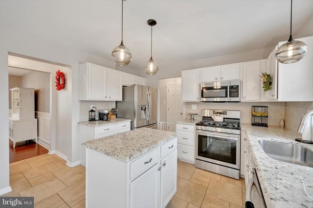 119 TURNBERRY DR, Thorndale, PA 19372