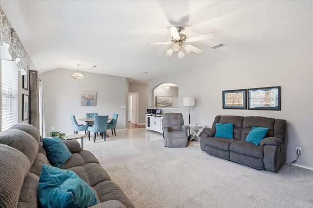 3909 Cliffside Drive, Denton, TX 76208