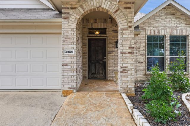3909 Cliffside Drive, Denton, TX 76208