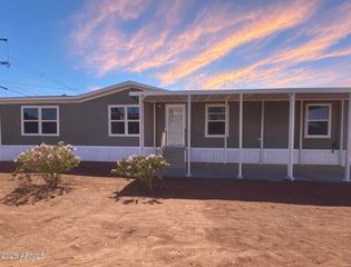 902 S Warner Drive, Apache Junction, AZ 85120