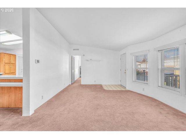 1949 Se PALMQUIST Rd 121, Gresham, OR 97080