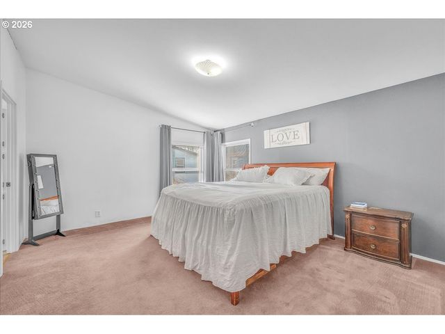 1949 Se PALMQUIST Rd 121, Gresham, OR 97080