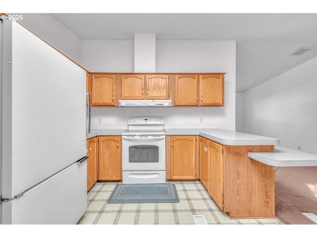 1949 Se PALMQUIST Rd 121, Gresham, OR 97080