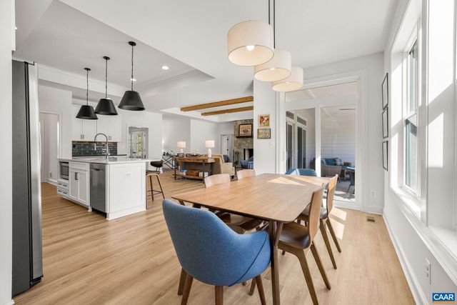 1570 JAMES RIVER RD, Scottsville, VA 24590