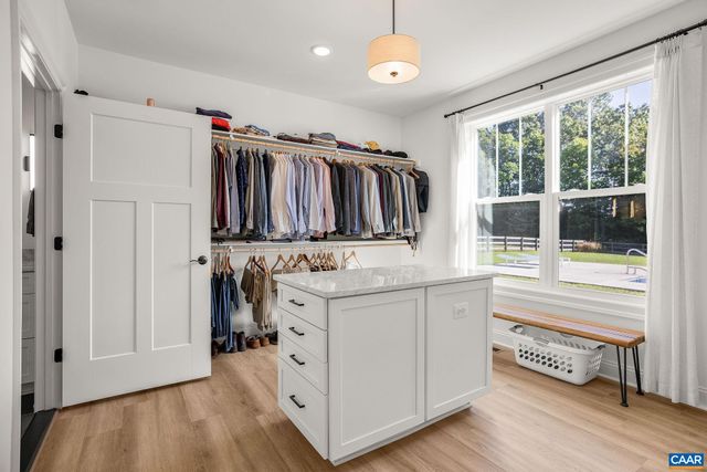 1570 JAMES RIVER RD, Scottsville, VA 24590