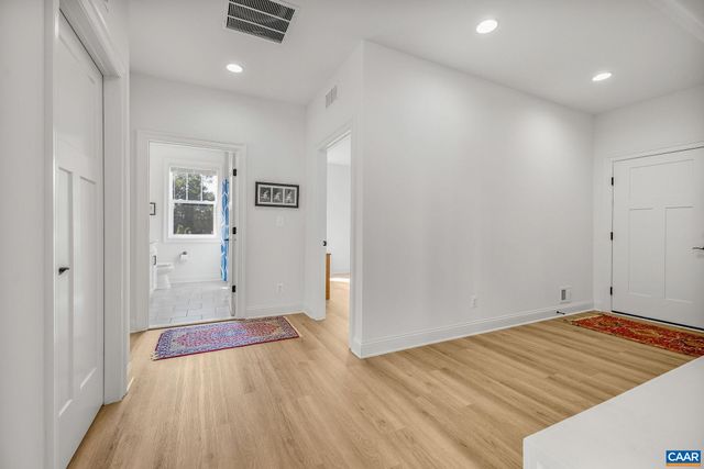 1570 JAMES RIVER RD, Scottsville, VA 24590