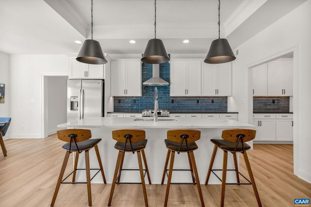 1570 JAMES RIVER RD, Scottsville, VA 24590