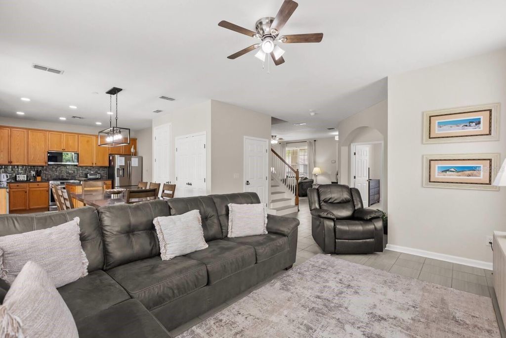 Image 7 of property listing at 4910 HAROLD STANLEY DRIVE, Kissimmee, FL 34758