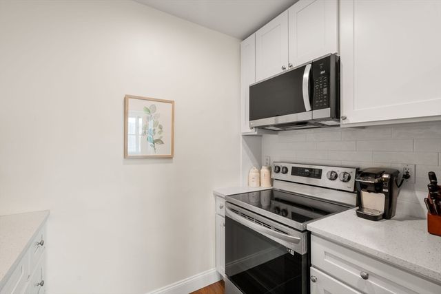 65 Chelsea St 203, Boston, MA 02129