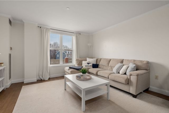 65 Chelsea St 203, Boston, MA 02129