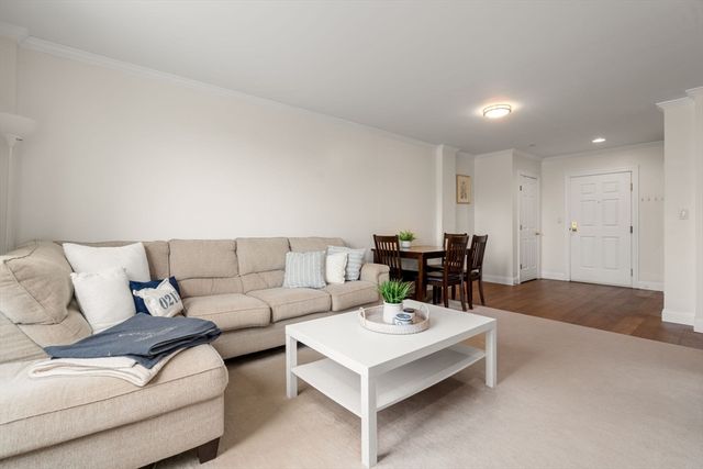 65 Chelsea St 203, Boston, MA 02129