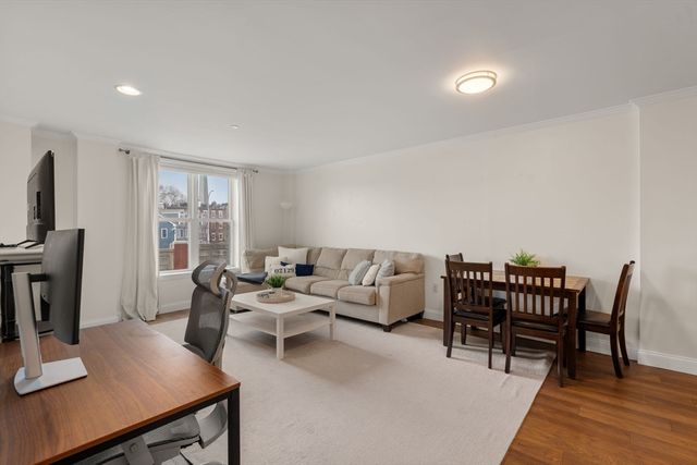 65 Chelsea St 203, Boston, MA 02129