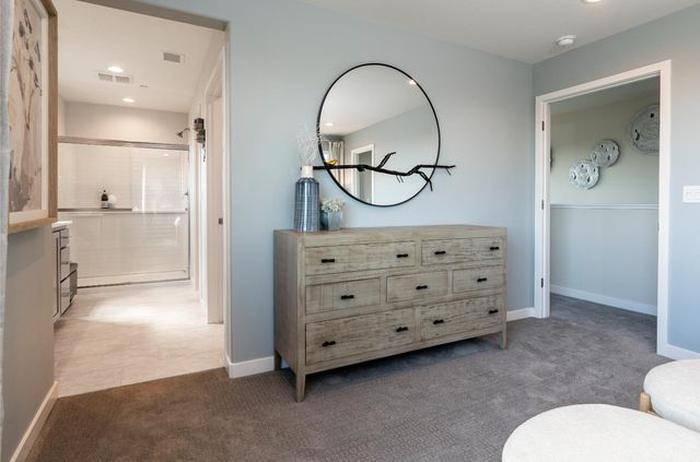 576 Ophelia Avenue, Madera, CA 93636