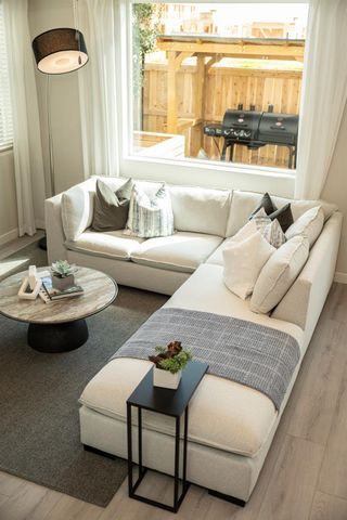 576 Ophelia Avenue, Madera, CA 93636