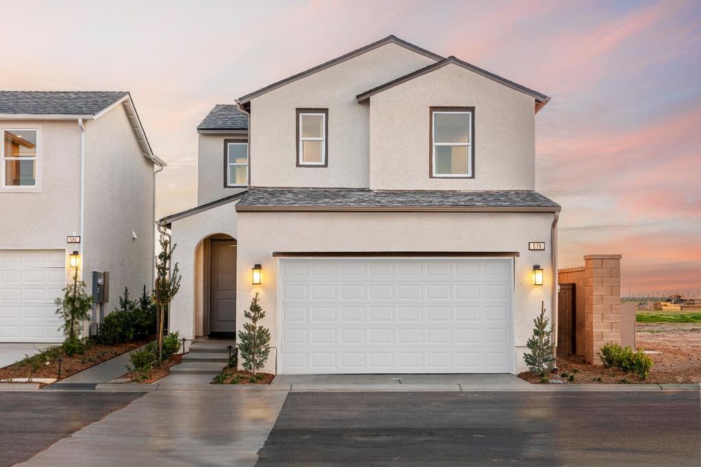 576 Ophelia Avenue, Madera, CA 93636