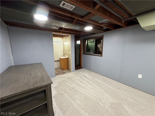 5235 W 46th Street, Parma, OH 44134