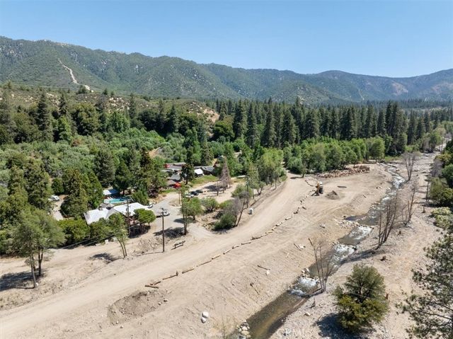 39950 Seven Oaks Rd, Angelus Oaks, CA 92305