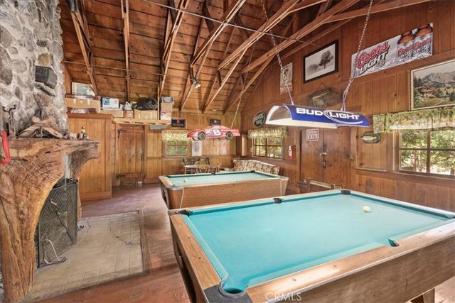 39950 Seven Oaks Rd, Angelus Oaks, CA 92305
