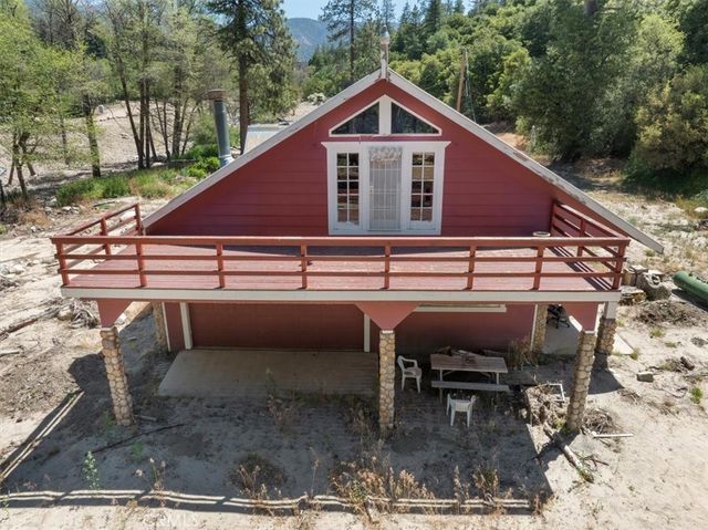 39950 Seven Oaks Rd, Angelus Oaks, CA 92305