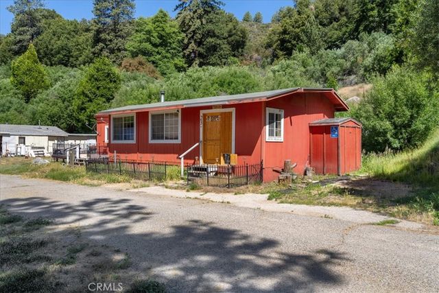 39950 Seven Oaks Rd, Angelus Oaks, CA 92305