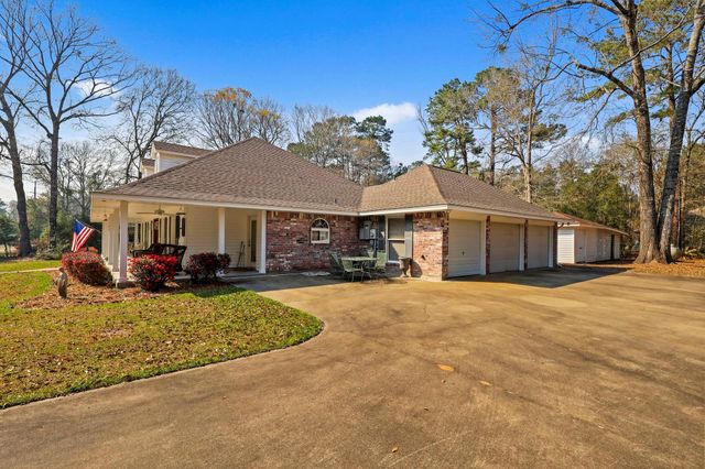 404 Pecan, Village Mills, TX 77663