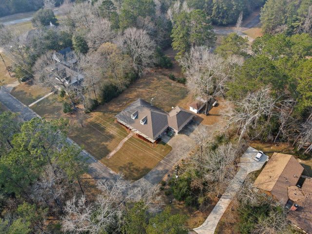 404 Pecan, Village Mills, TX 77663