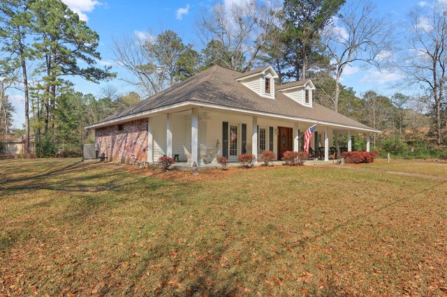 404 Pecan, Village Mills, TX 77663