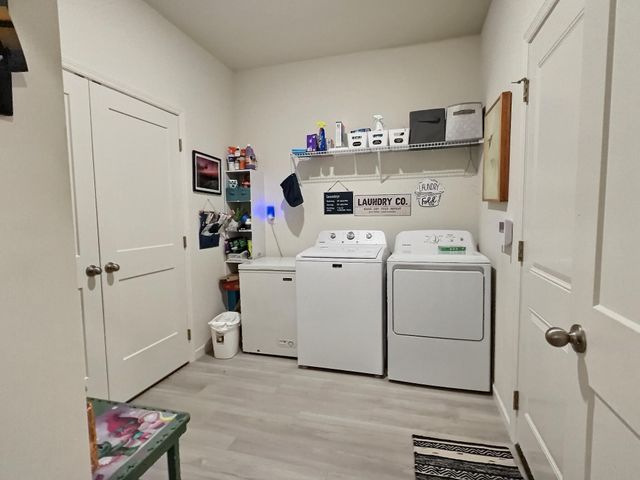 501 Valley Drive W, Annandale, MN 55302