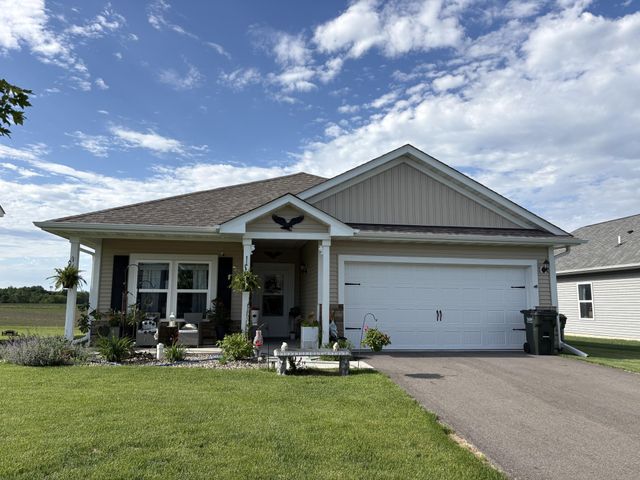 501 Valley Drive W, Annandale, MN 55302