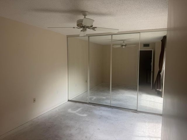 219 2nd Lane, Palm Beach Gardens, FL 33418