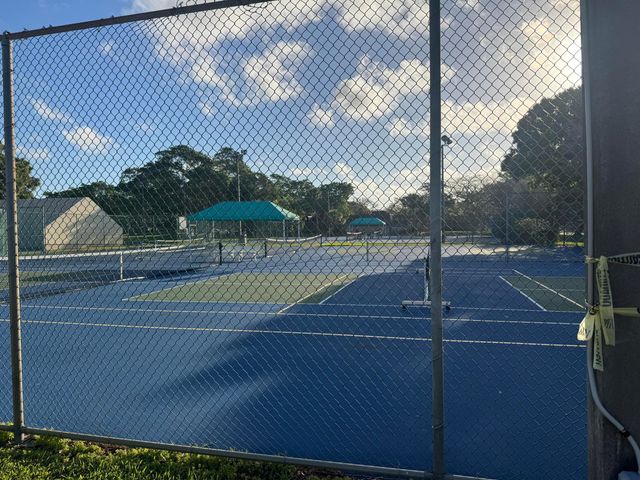 219 2nd Lane, Palm Beach Gardens, FL 33418